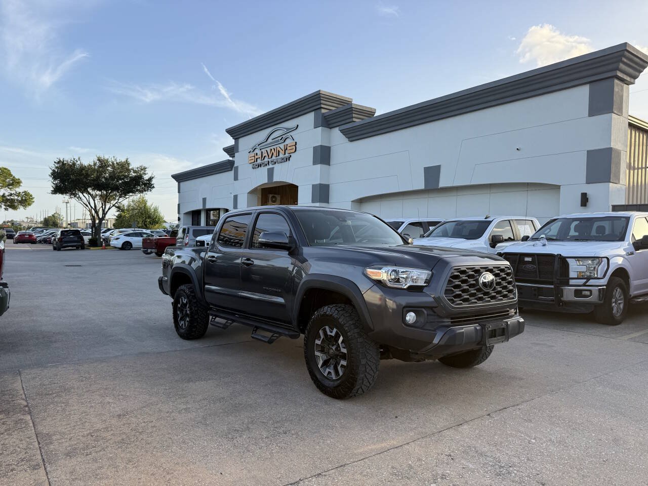 Used 2020 Toyota Tacoma TRD Off-Road AWD/4WD image 42