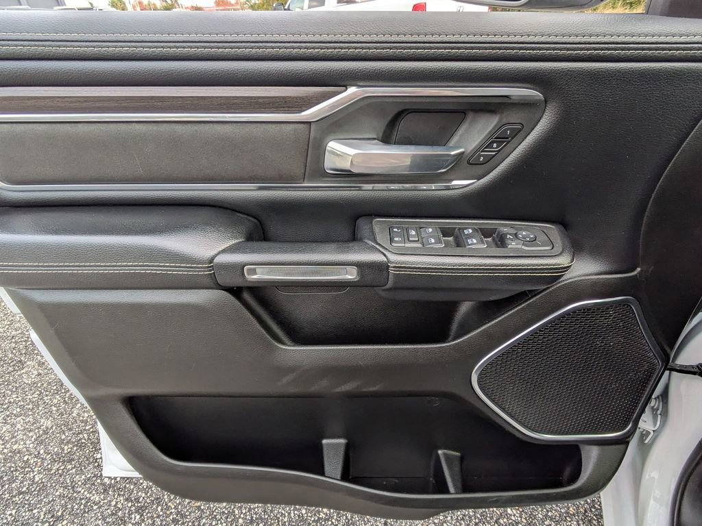 Used 2025 RAM 1500 Laramie image 13