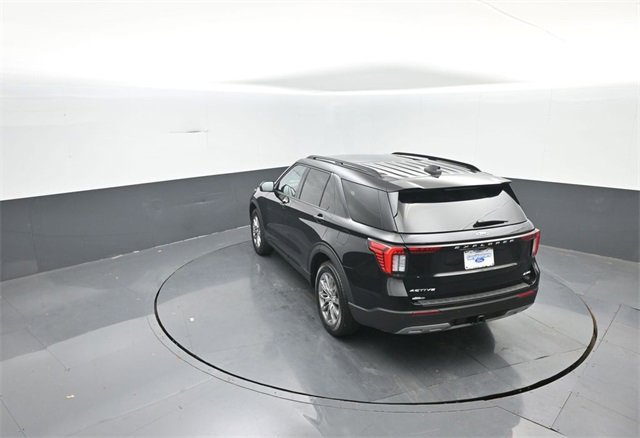 New 2026 Ford Explorer Active w/ Active Comfort Package image 24