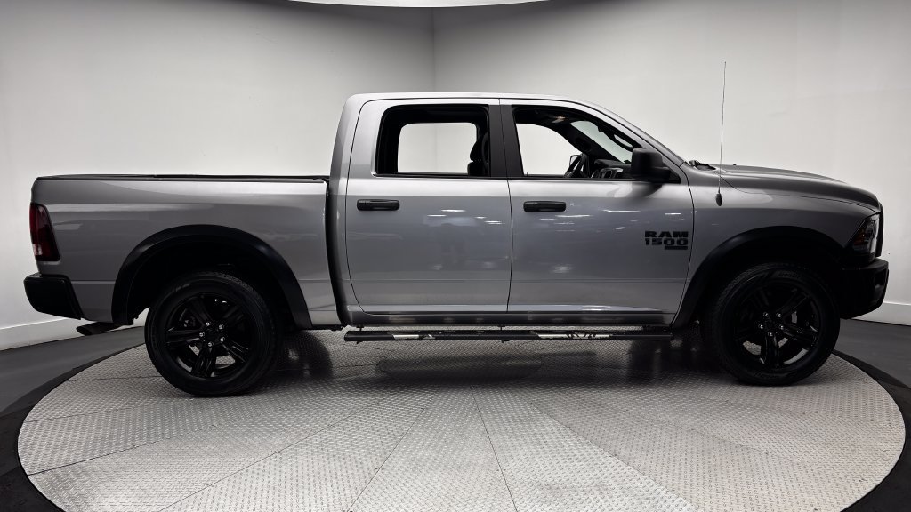 Used 2024 RAM 1500 Warlock AWD/4WD image 37