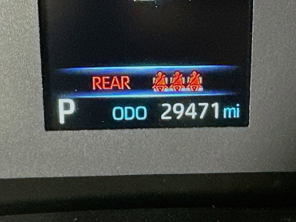 Used 2025 Toyota Corolla LE image 33