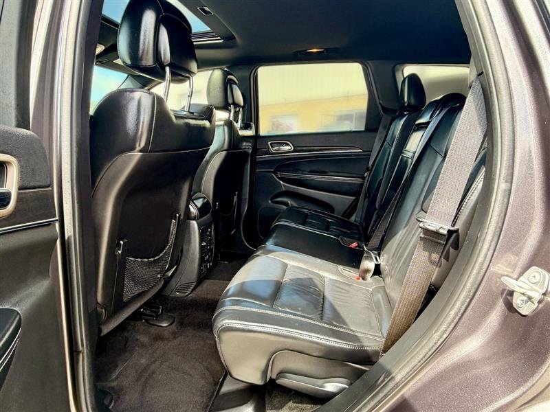 Used 2015 Jeep Grand Cherokee Limited AWD/4WD image 9