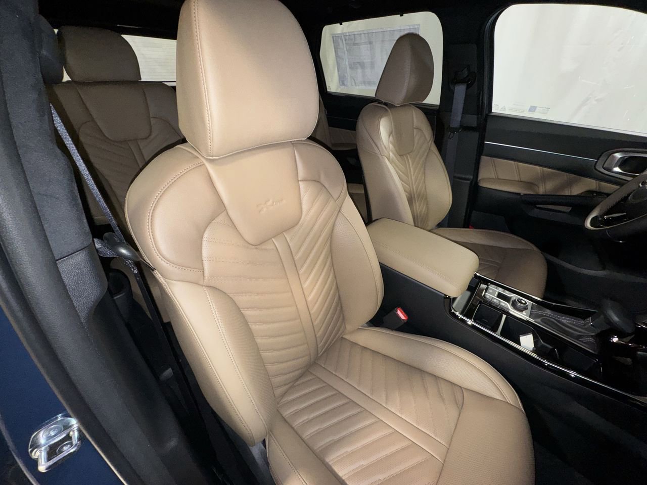 New 2025 Kia Sorento SX Prestige image 32