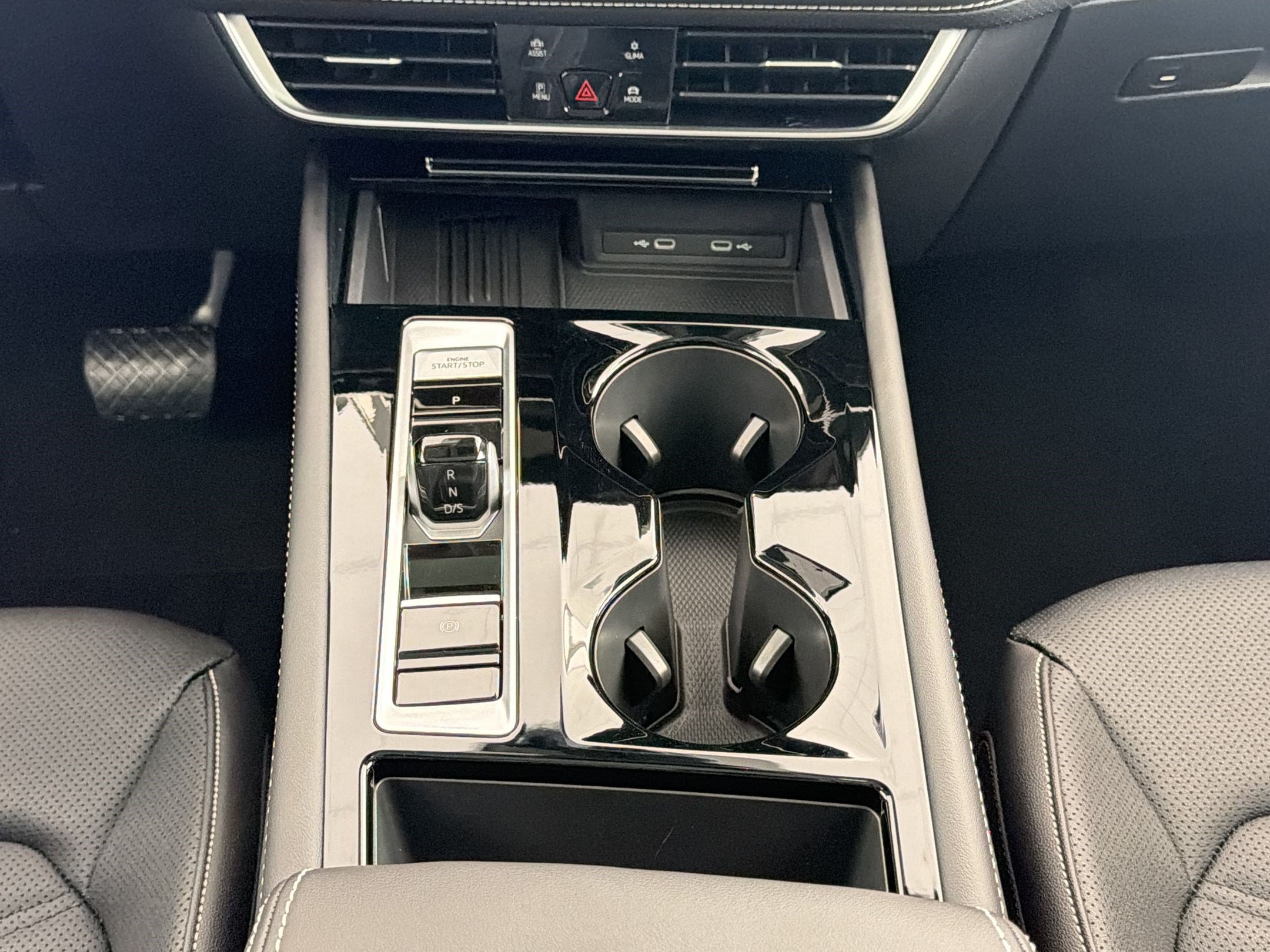New 2026 Volkswagen Atlas SE FWD image 25