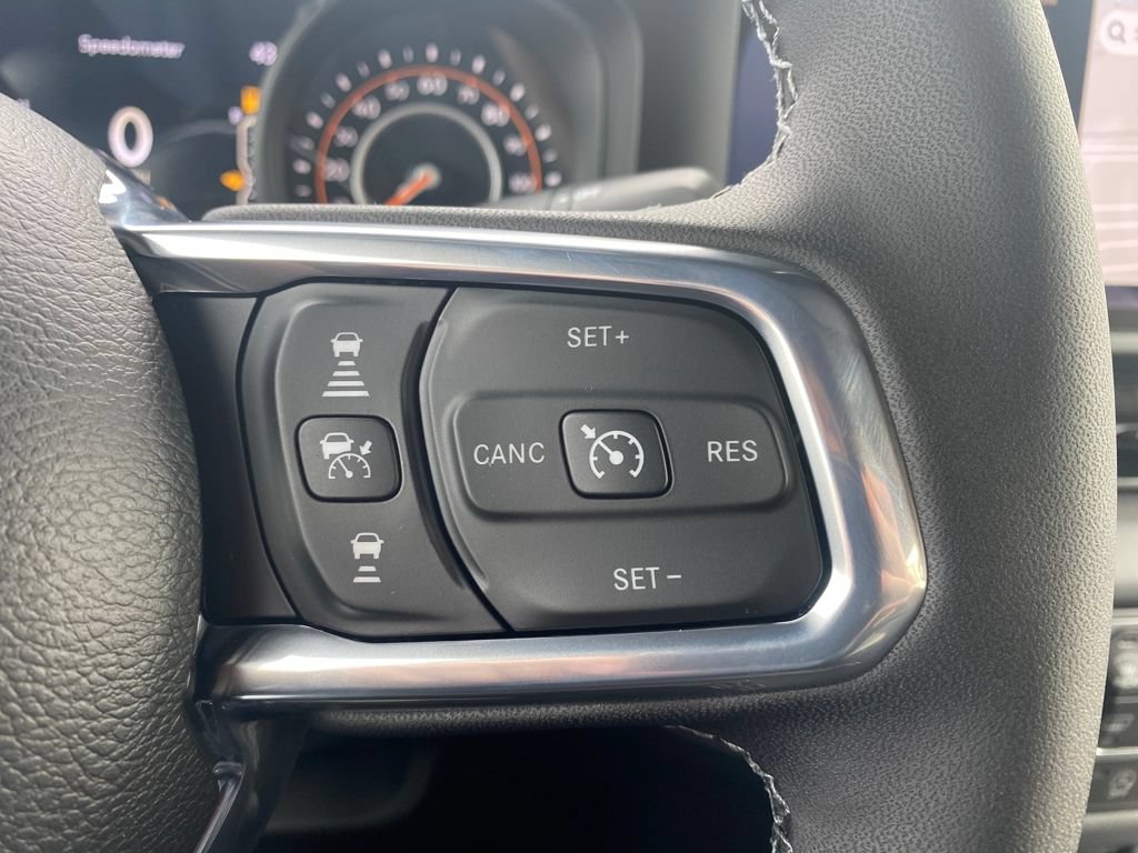 New 2026 Jeep Wrangler Unlimited Sahara AWD/4WD image 21