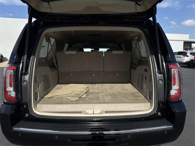 Used 2016 GMC Yukon XL Denali w/ Open Road Package image 4