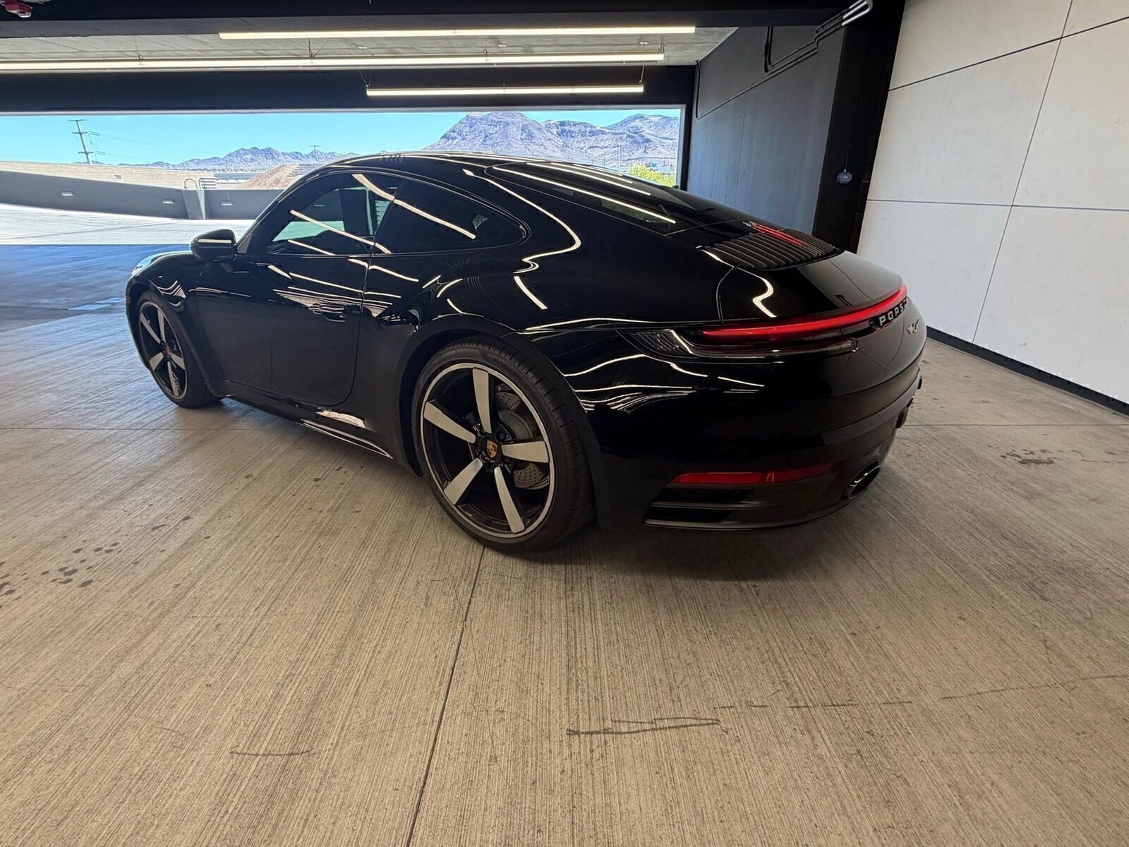 Certified 2021 Porsche 911 Carrera image 3