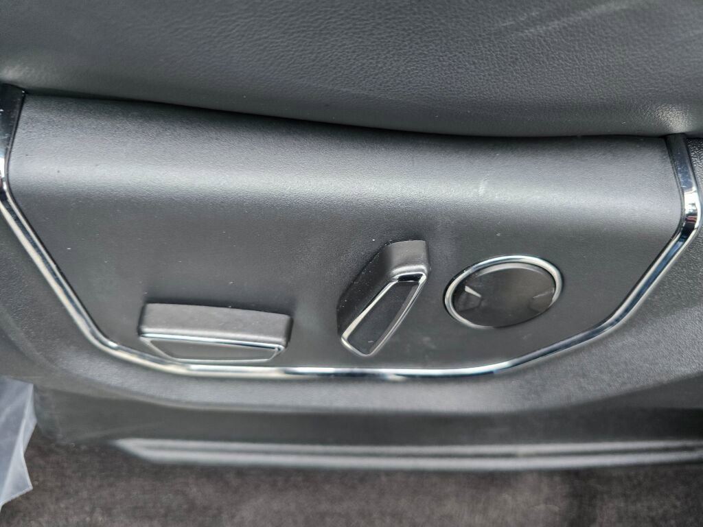 Used 2023 Ford Expedition Max Platinum AWD/4WD image 20