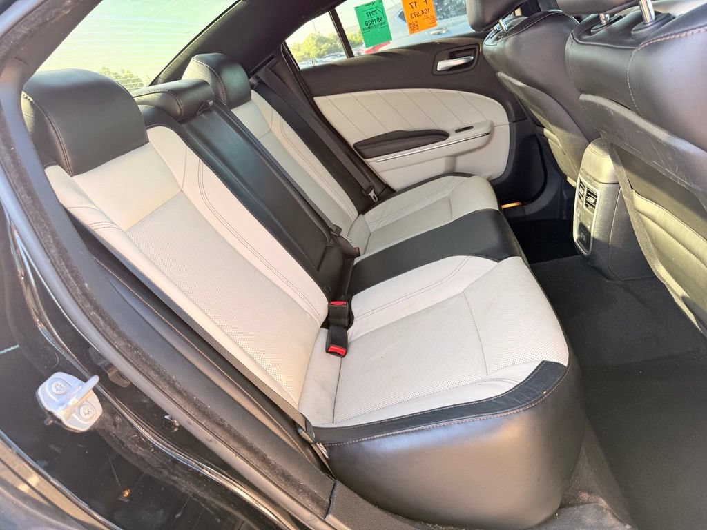 Used 2017 Dodge Charger SXT w/ Plus Group RWD image 15