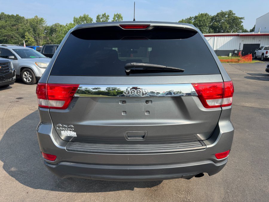 Used 2012 Jeep Grand Cherokee Laredo AWD/4WD image 4