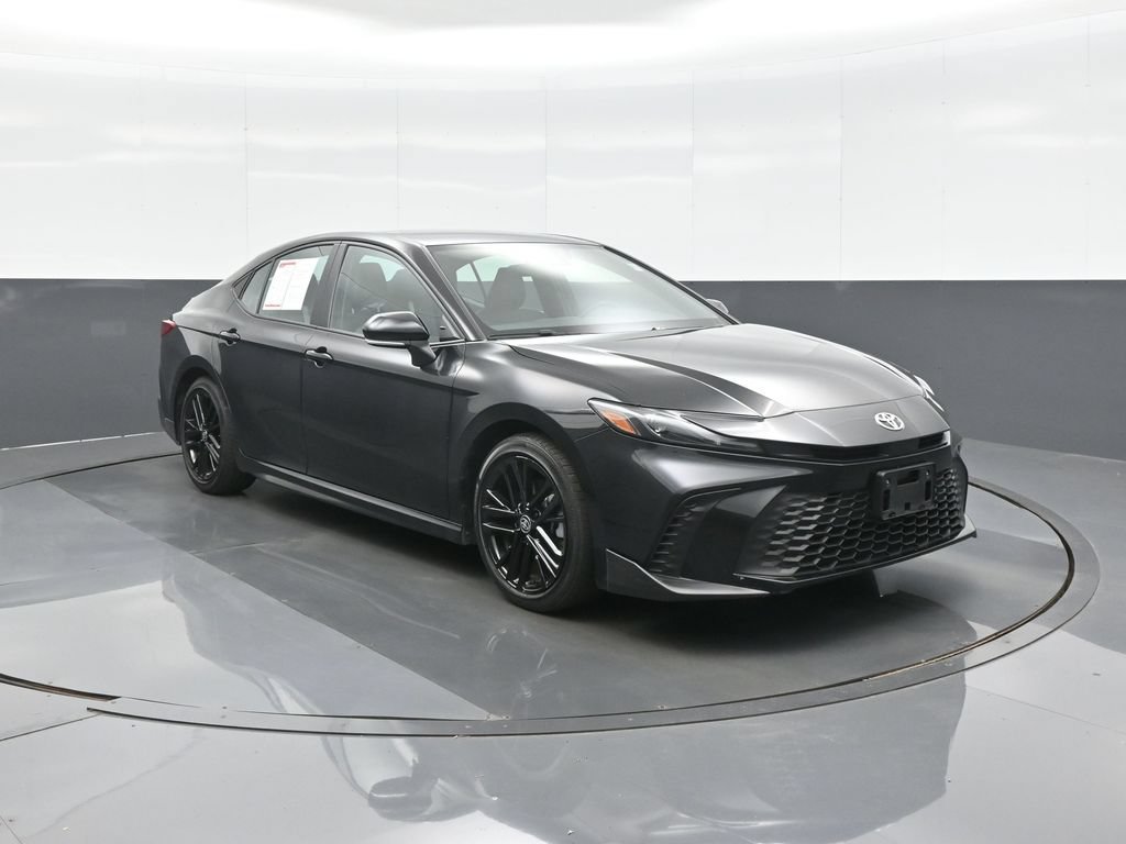 Used 2025 Toyota Camry SE