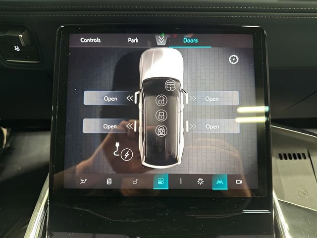 Used 2025 Cadillac Escalade IQ Sport 2 image 19