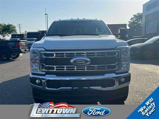 New 2026 Ford F350 XL w/ XL Chrome Package AWD/4WD image 2