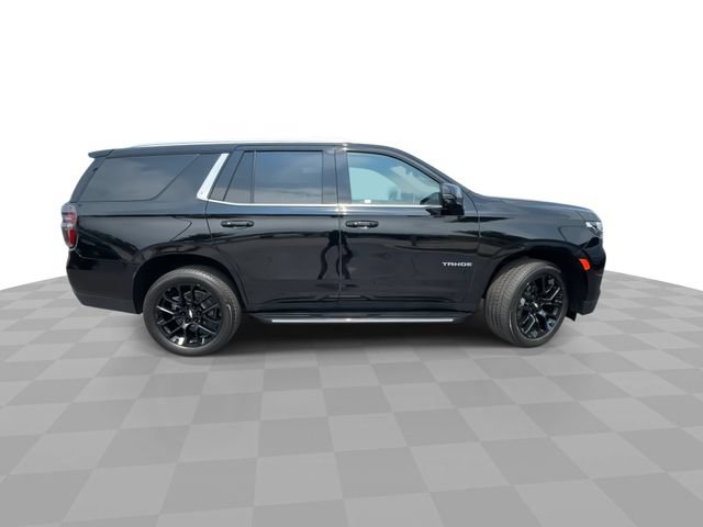 Certified 2022 Chevrolet Tahoe LT w/ Luxury Package AWD/4WD image 9
