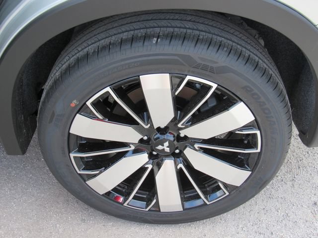 New 2026 Mitsubishi Outlander SE FWD image 8