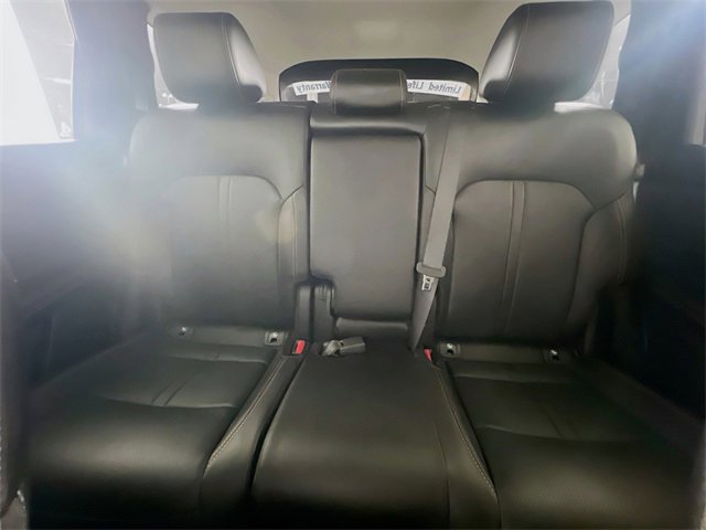 Used 2025 MAZDA CX-70 Plug-In Hybrid w/ Premium Pkg image 25