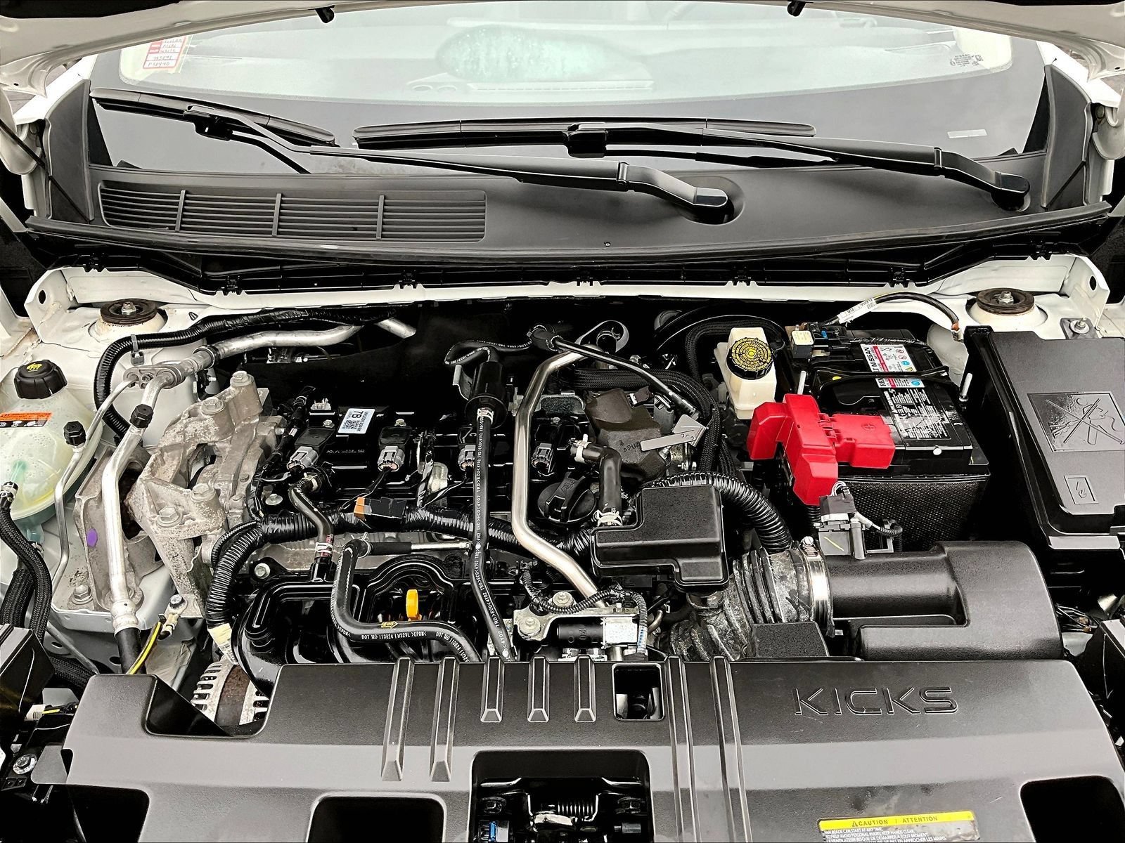 Certified 2025 Nissan Kicks SR AWD/4WD image 32