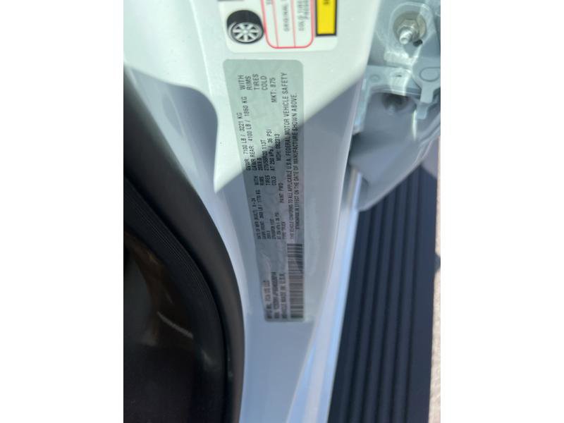 Used 2025 RAM 1500 Laramie image 27