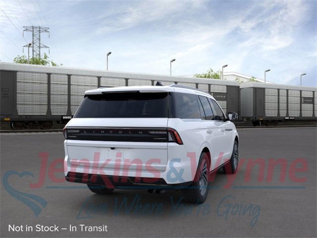 New 2025 Lincoln Navigator Reserve AWD/4WD image 8