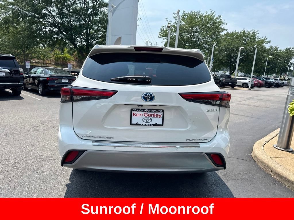 Certified 2020 Toyota Highlander Platinum AWD/4WD image 6
