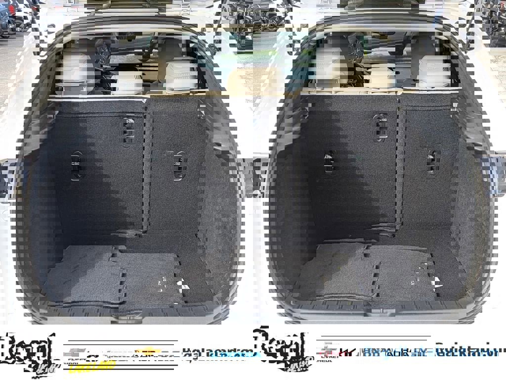 Used 2025 MAZDA CX-30 AWD 2.5 S w/ Preferred Package image 8