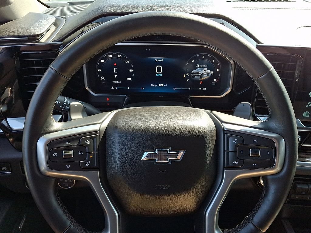 Used 2026 Chevrolet Silverado 1500 LT Trail Boss w/ LT Trail Boss Premium Package AWD/4WD image 21