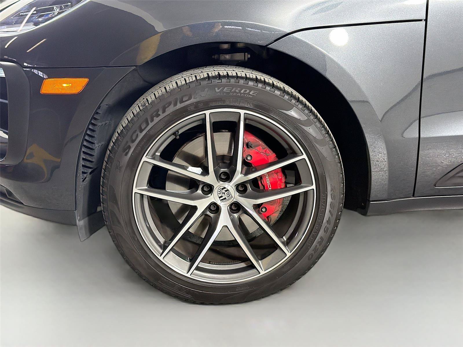 Certified 2023 Porsche Macan S AWD/4WD image 11