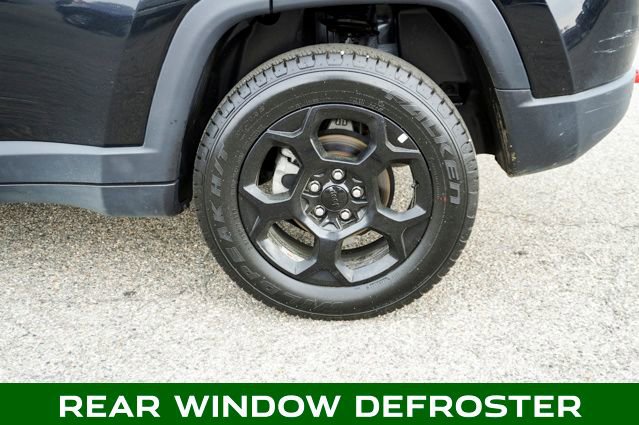 Used 2023 Jeep Compass Trailhawk image 7
