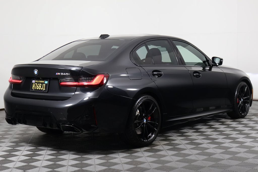 Used 2024 BMW M340i w/ Driving Assistance Package RWD image 4
