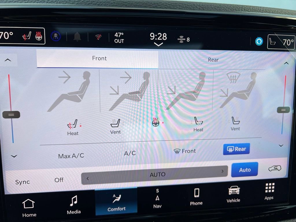 New 2026 Chrysler Pacifica Limited w/ S Appearance Package AWD/4WD image 35