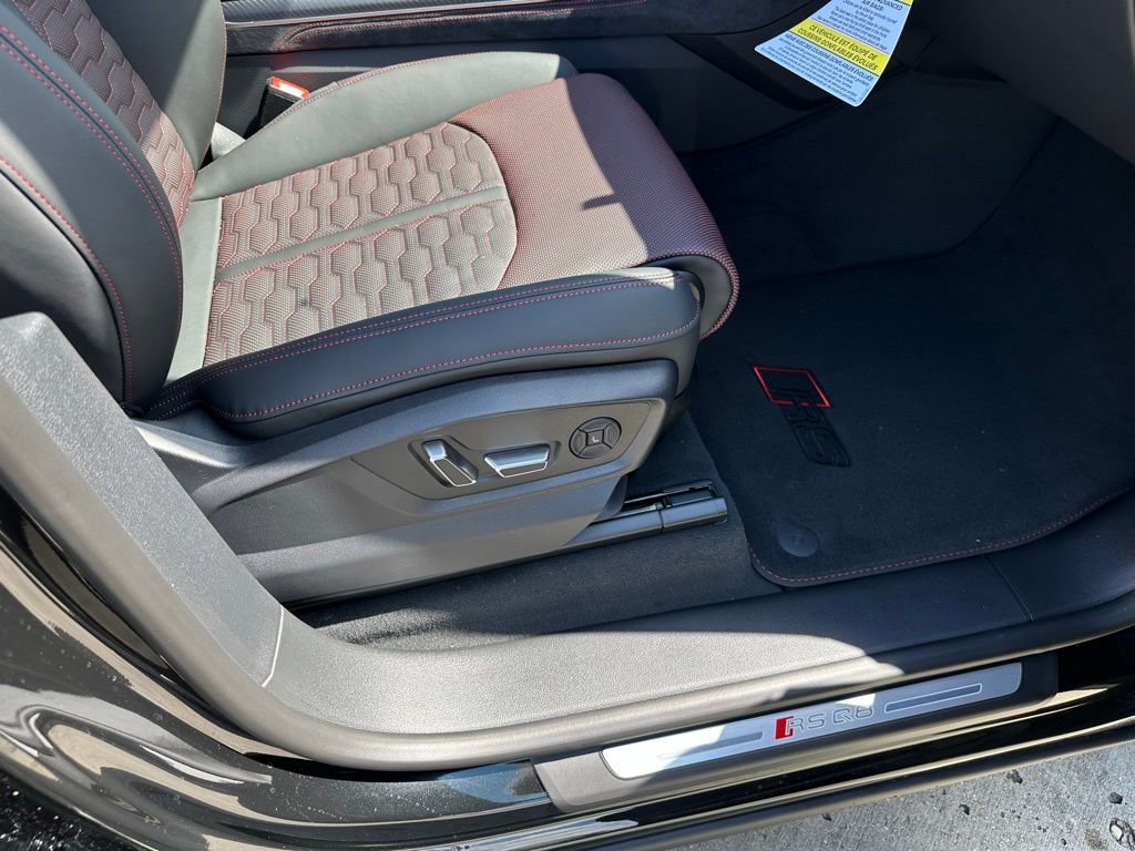 New 2026 Audi RS Q8 performance image 34
