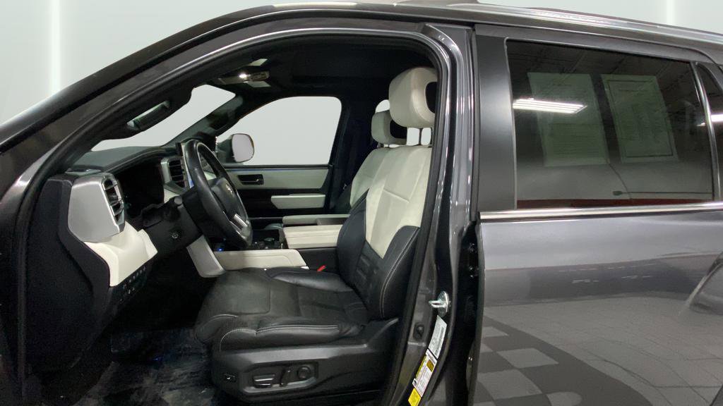 Used 2024 Toyota Sequoia Capstone image 31