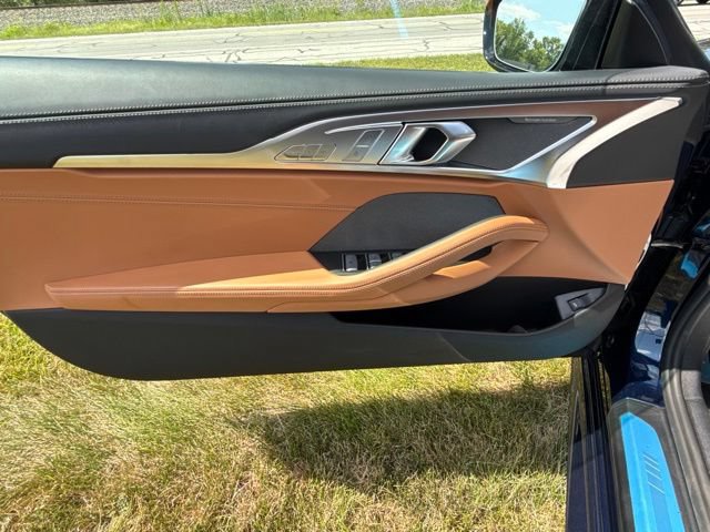 Used 2026 BMW M850i xDrive Convertible w/ M Sport Professional Package AWD/4WD image 19