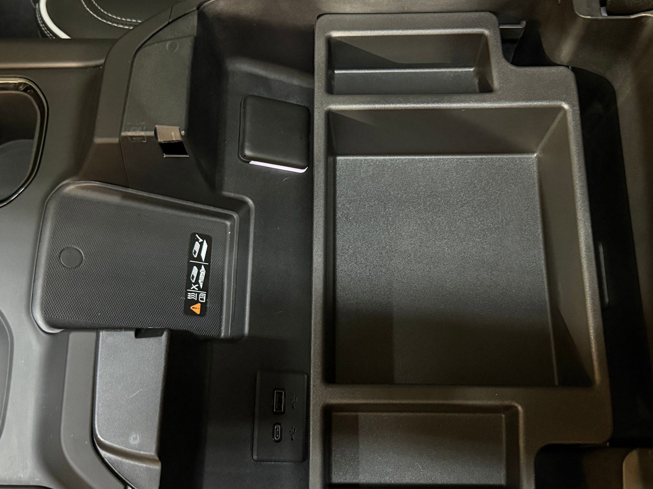 Used 2024 GMC Sierra 2500 AT4X w/ AT4X AEV Edition image 35