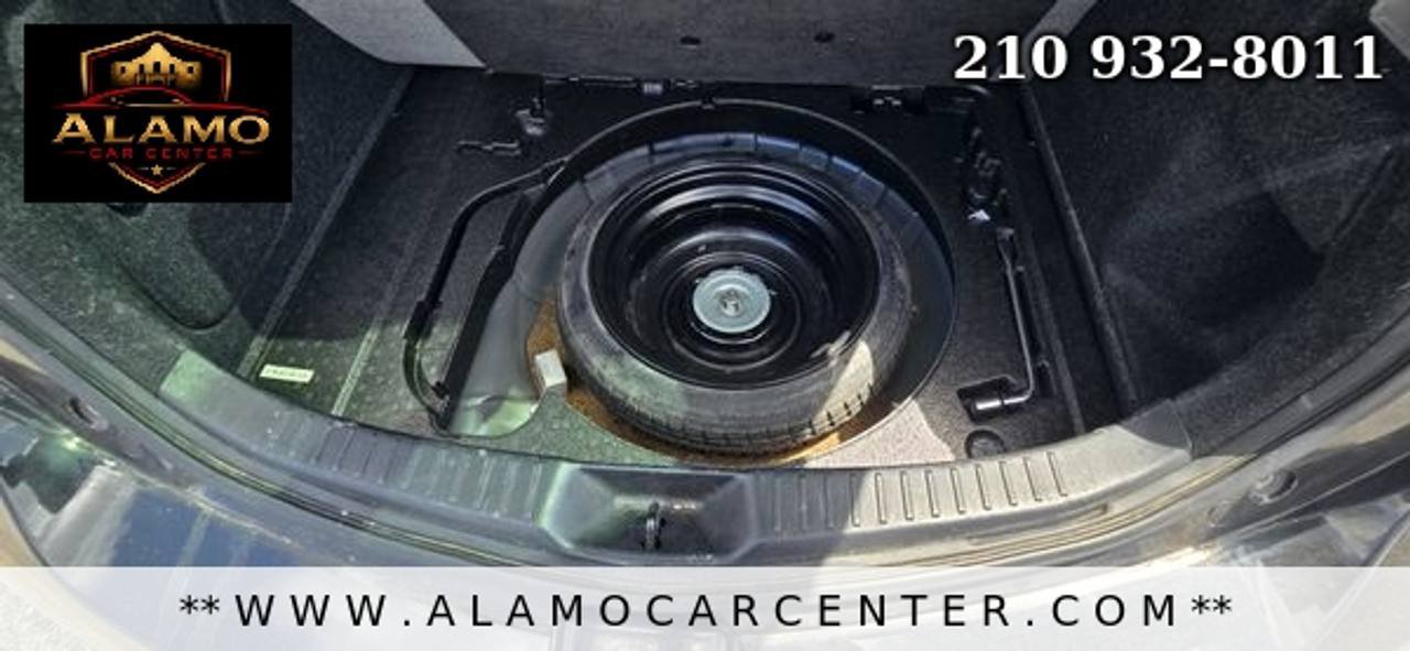 Used 2012 MAZDA MAZDA3 i Touring FWD image 26