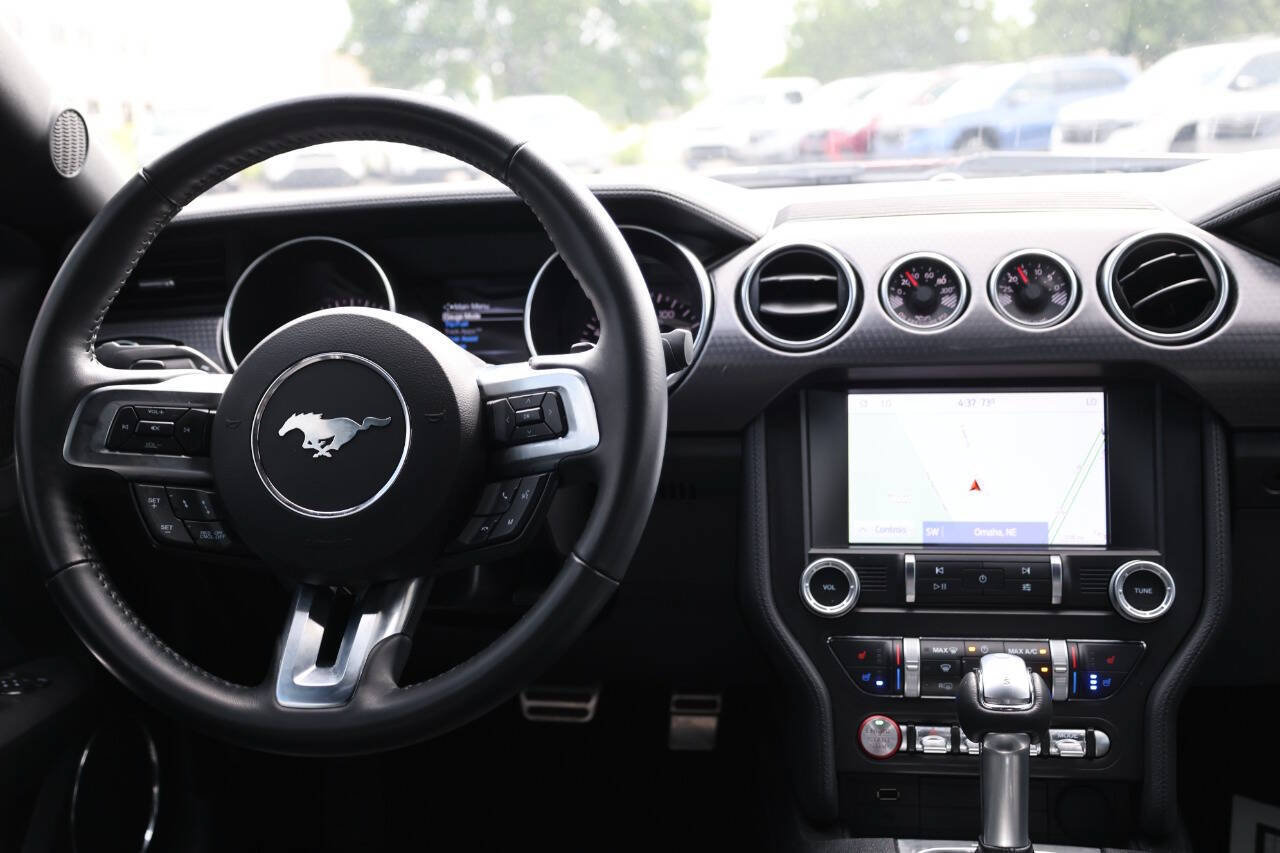 Used 2020 Ford Mustang GT Premium w/ GT Performance Package RWD image 24