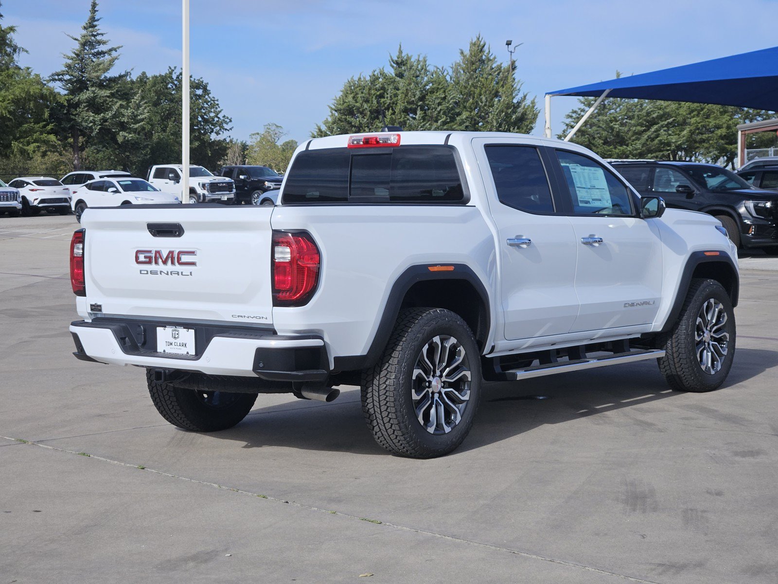 New 2026 GMC Canyon Denali AWD/4WD image 4
