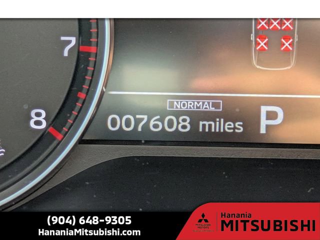 Used 2025 Mitsubishi Outlander SE image 32