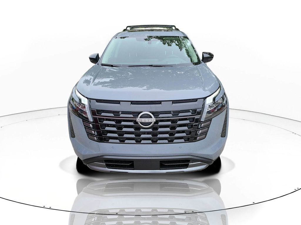 New 2026 Nissan Pathfinder Platinum image 2