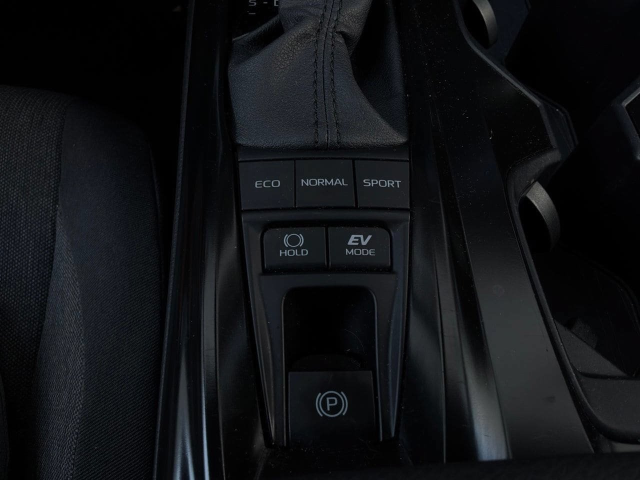 Used 2026 Toyota Camry LE FWD image 25