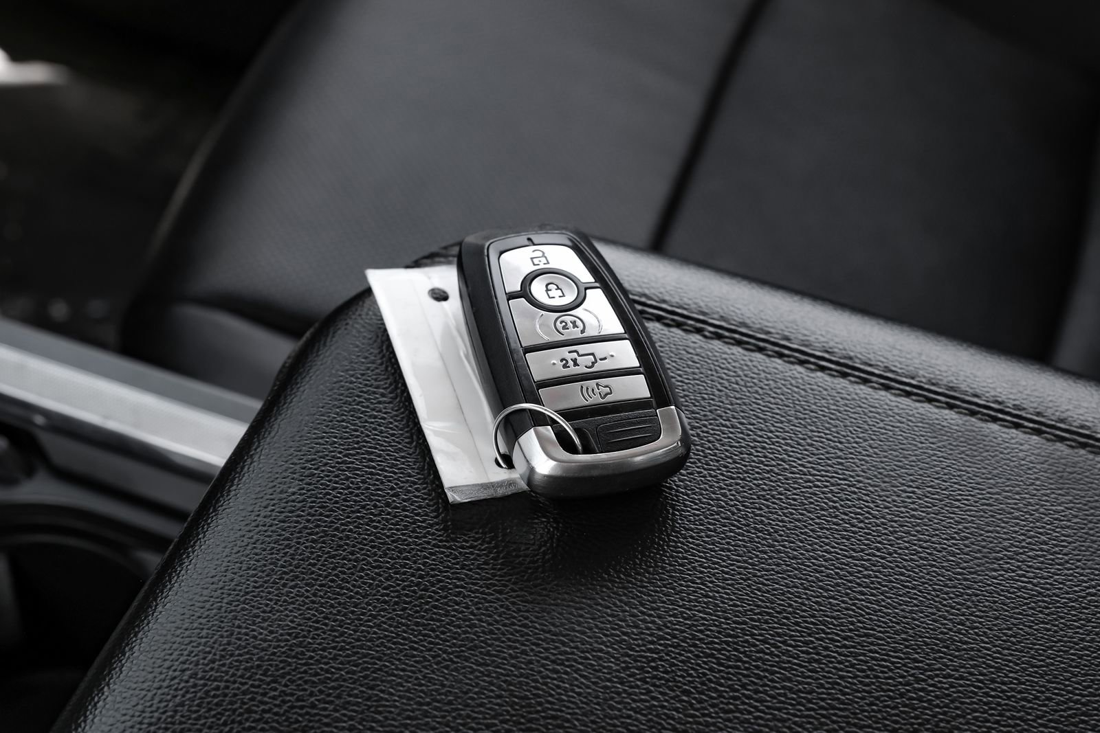 Used 2023 Ford F350 Lariat image 61