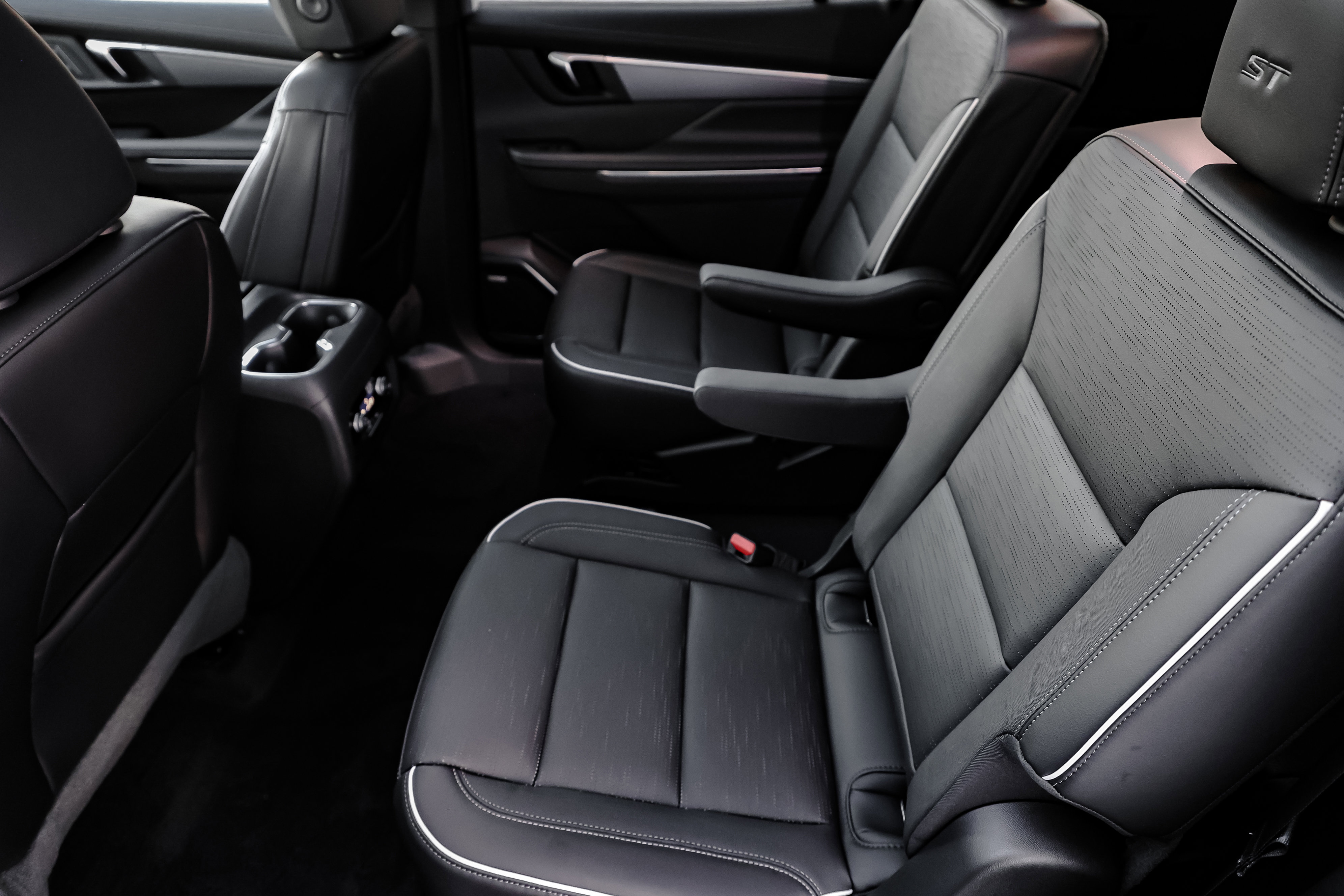 New 2026 Buick Enclave Sport Touring w/ Power Package image 23