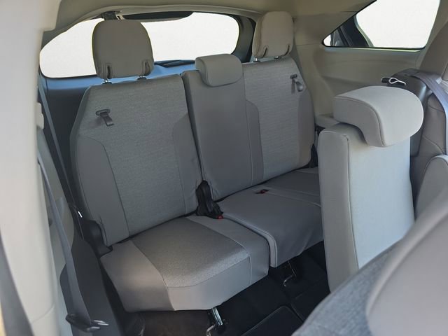 Used 2024 Toyota Sienna LE FWD image 21