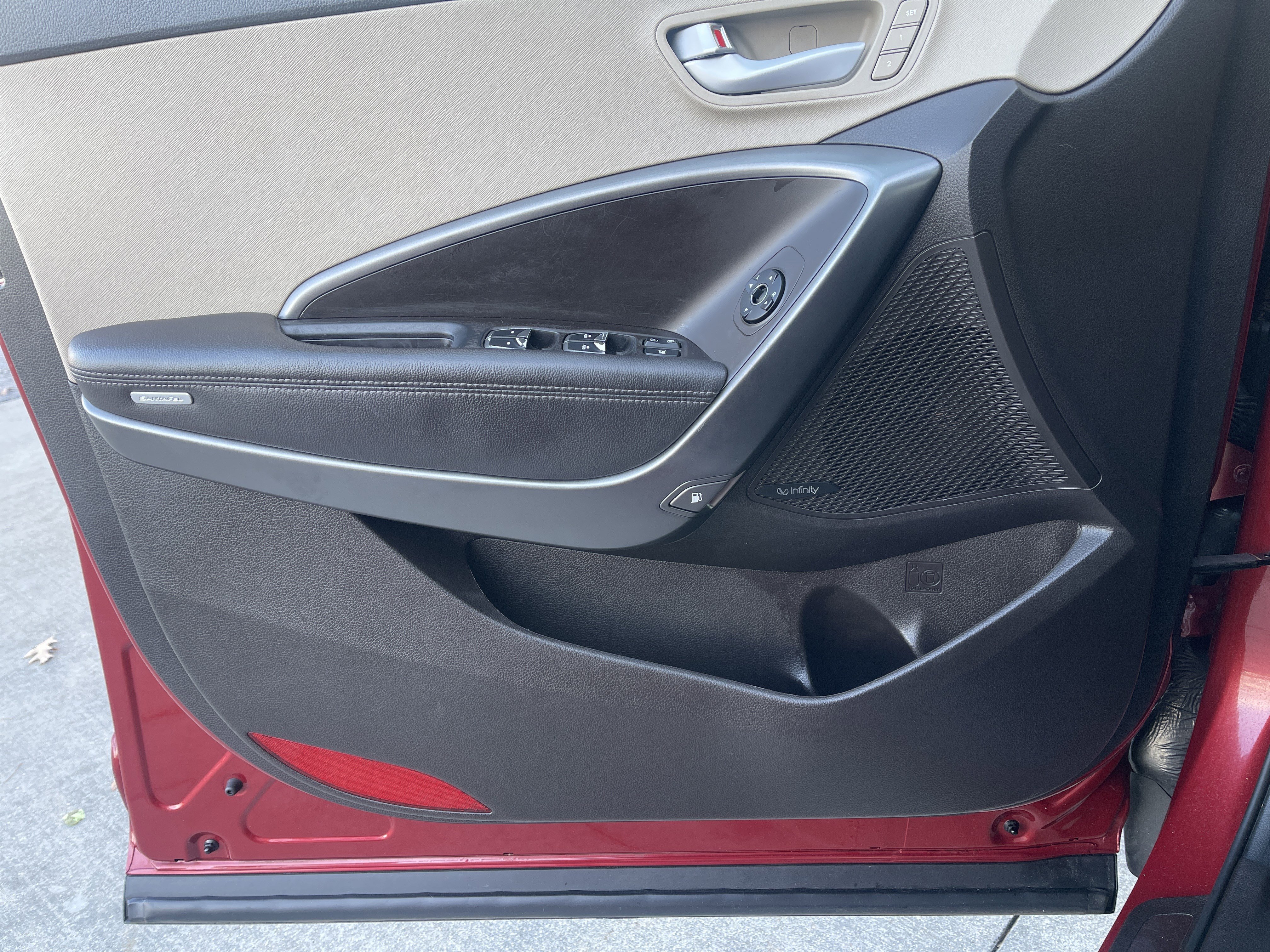 Used 2017 Hyundai Santa Fe Sport w/ 2.4L Tech Package 04 image 22