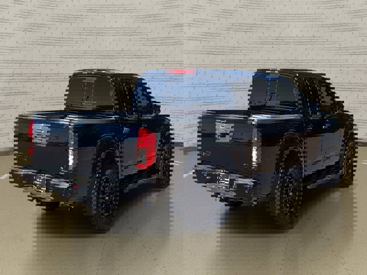 Used 2018 Nissan Frontier SV w/ Value Truck Package image 5