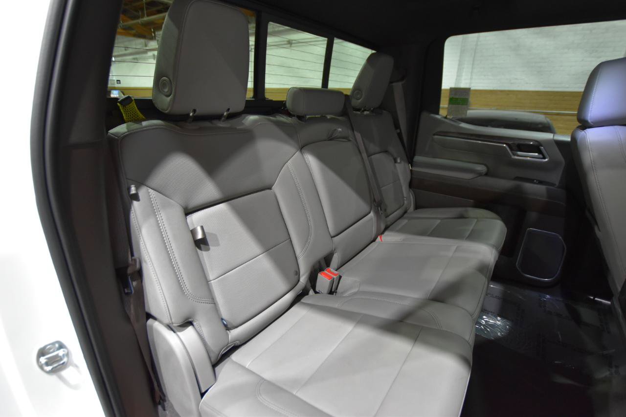 Used 2022 Chevrolet Silverado 1500 LTZ w/ LTZ Premium Package AWD/4WD image 52