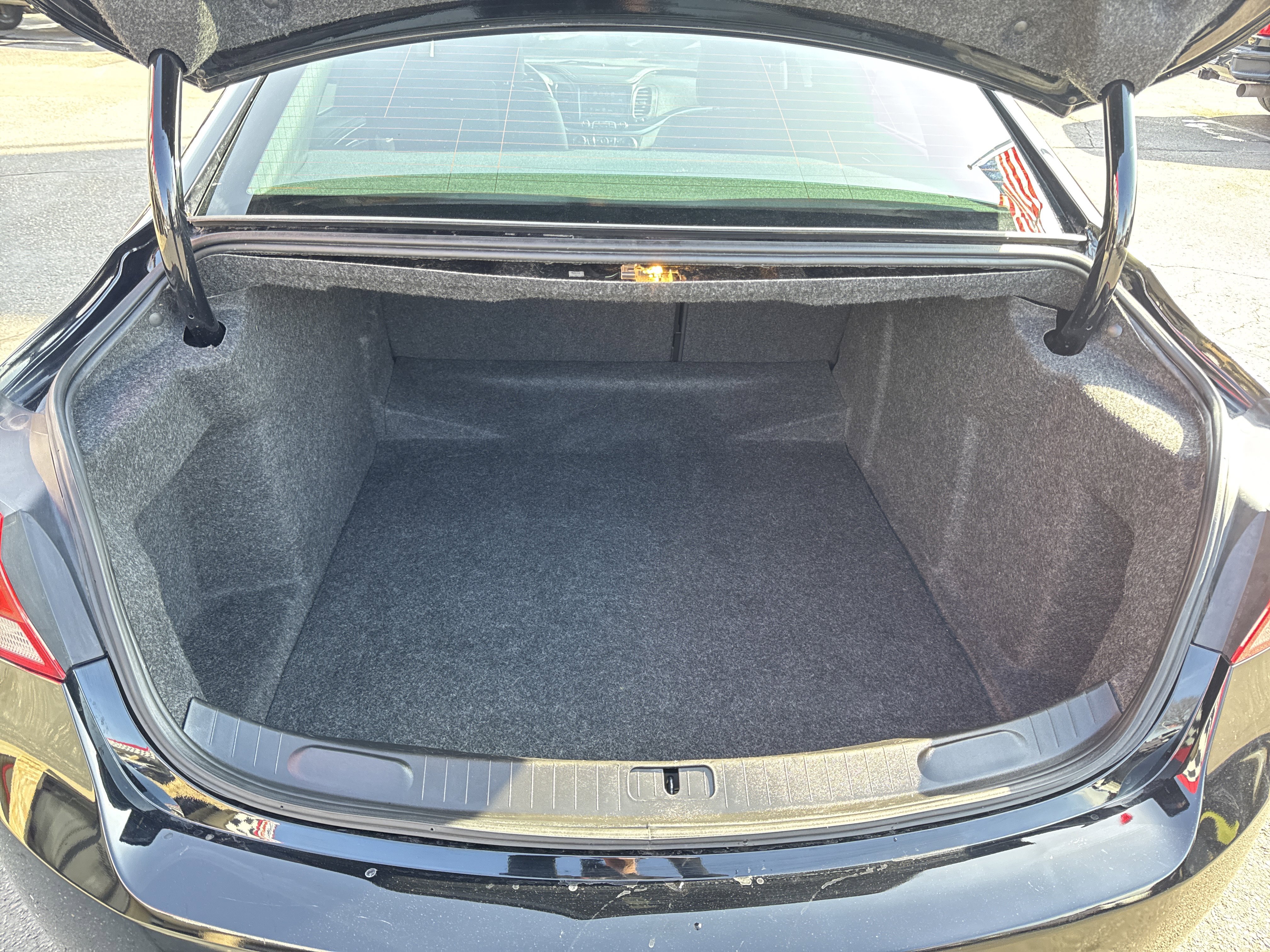 Used 2019 Chevrolet Impala LT image 29