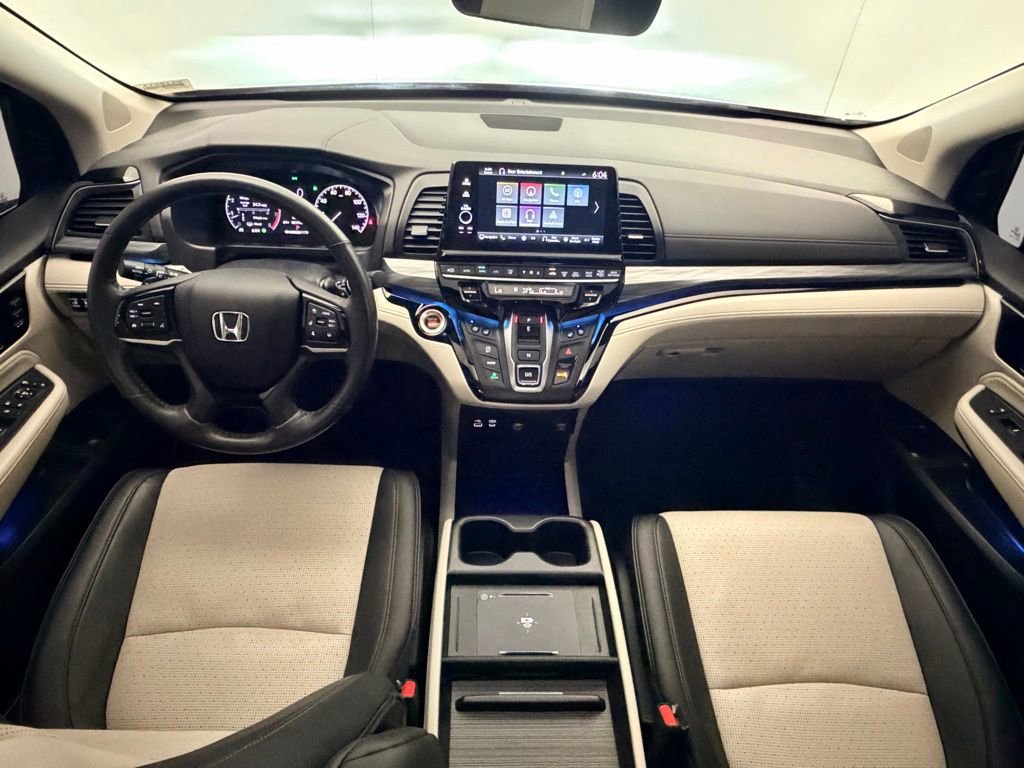 Used 2025 Honda Odyssey Elite image 11