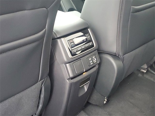 New 2026 Subaru Ascent Limited image 12