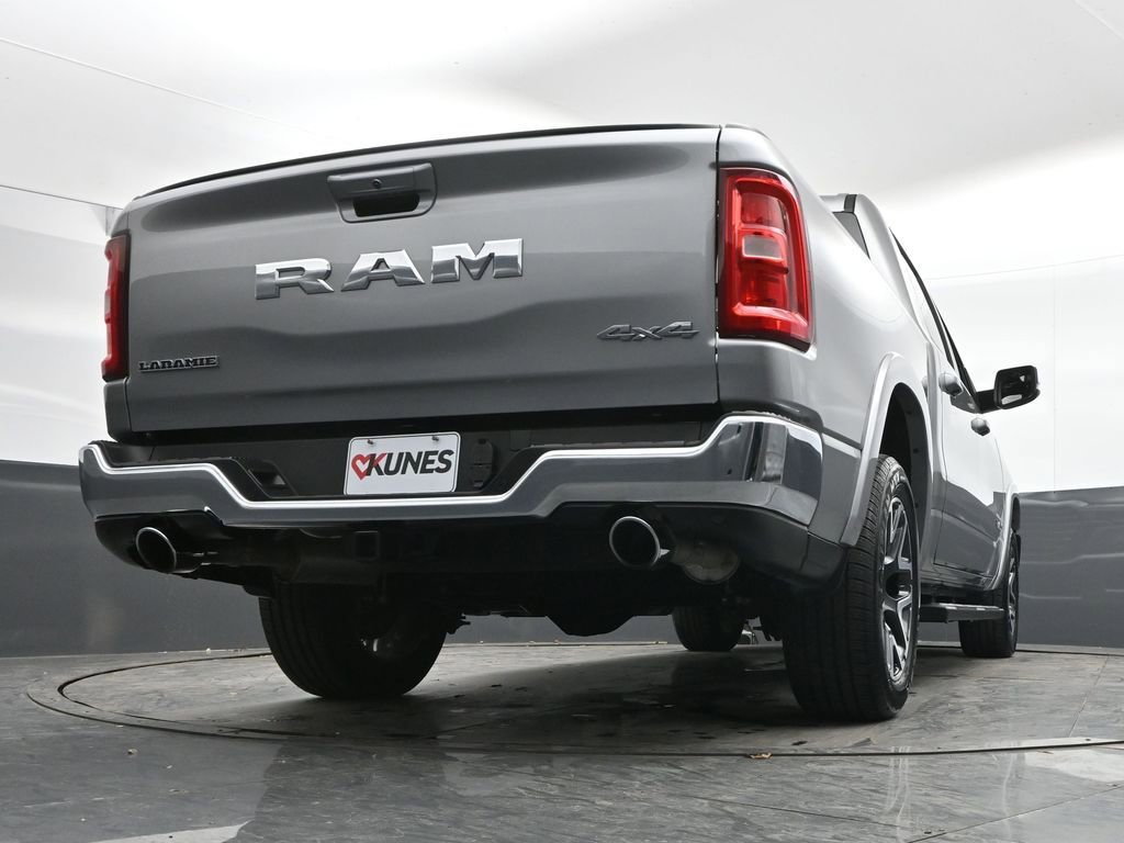 Used 2026 RAM 1500 Laramie AWD/4WD image 39